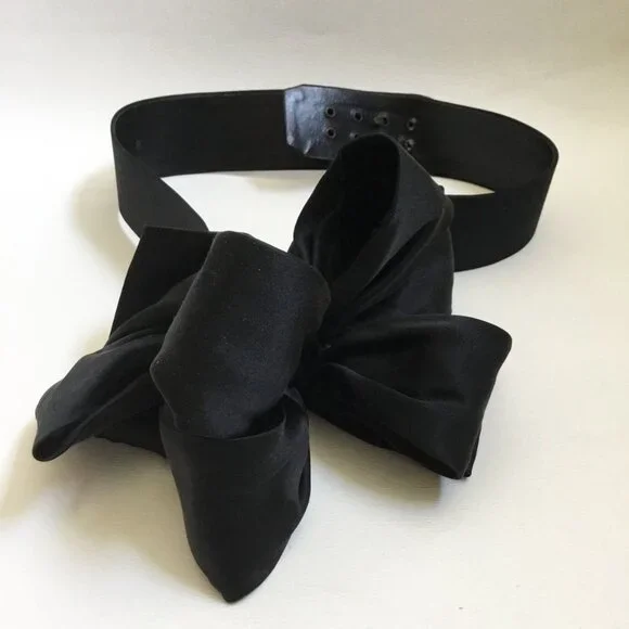 Vintage Stanley Platos Martin Ross Black Satin Oversized Bow Belt - Picture 2 of 11